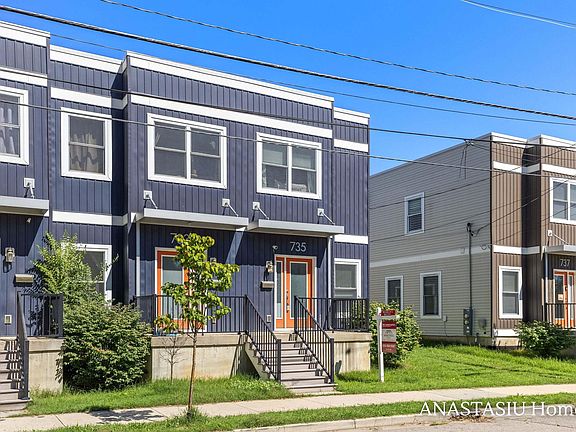 3rd image of 735 Bates St SE