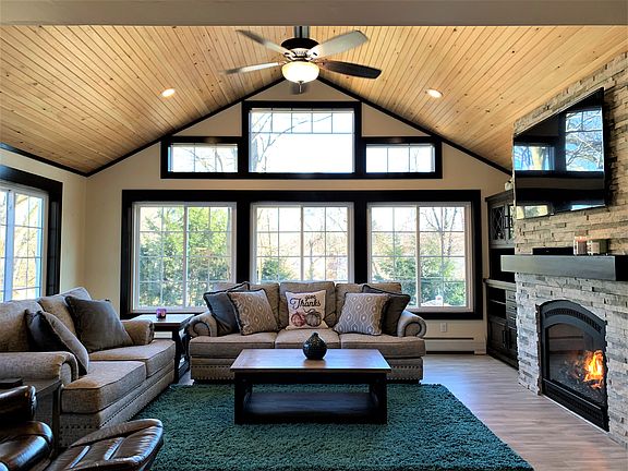 4th image of 259 Williamson Cir