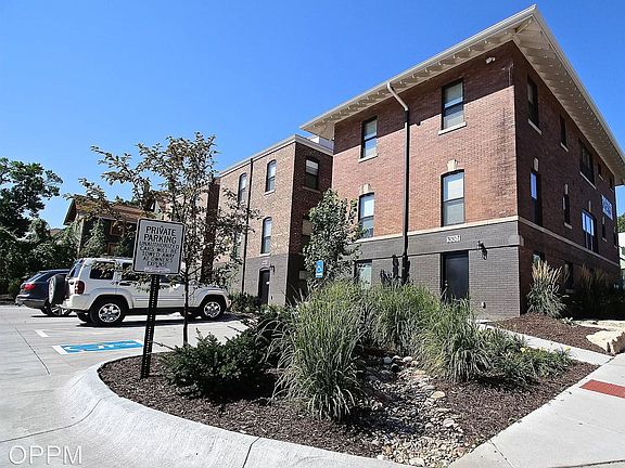 2nd image of 1001 S 30th Ave #14985091