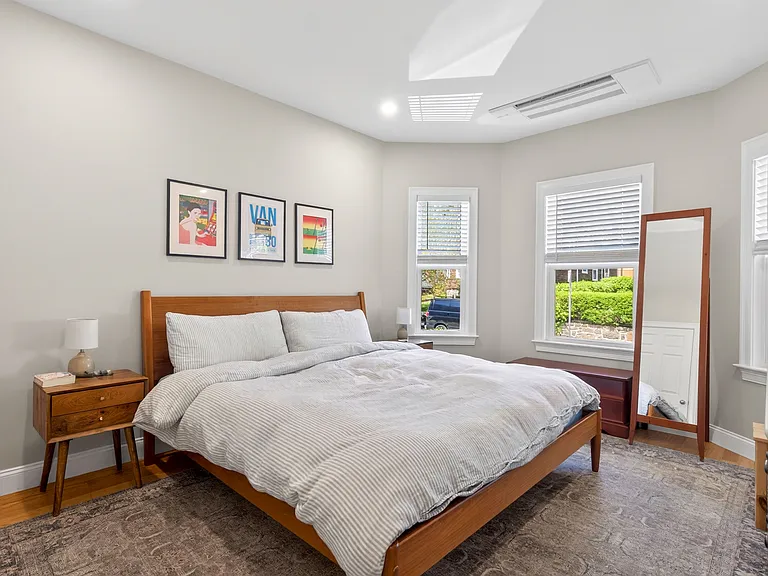17 Chelmsford St #1 — Photo 3
