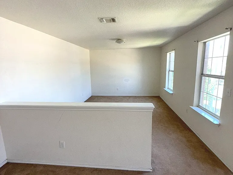 9310 Dublin Grn — Photo 12