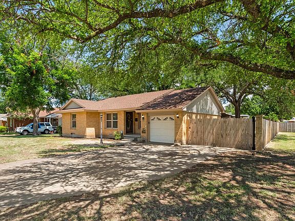 2nd image of 4311 Randel Dr