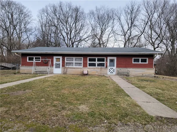 1268 Hughey Dr, Wilberforce, OH 45384