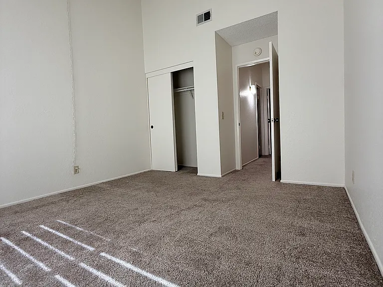 1016 Whitewater Dr — Photo 21