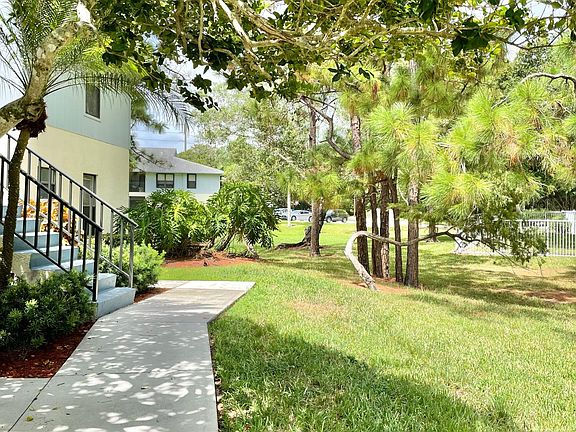 Condo exterior pathway
