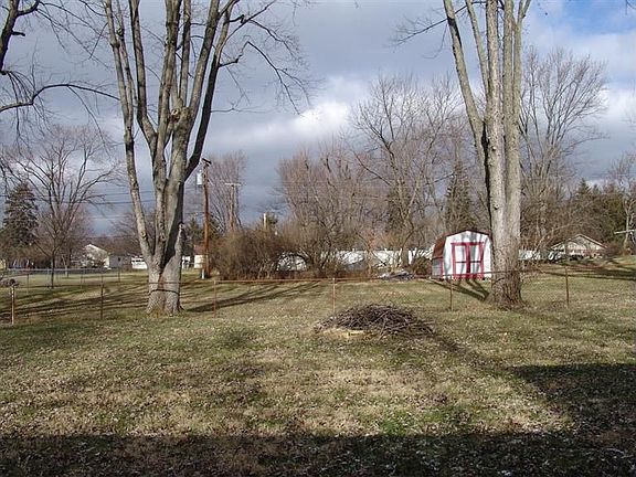 2nd image of 4242 Sunbeam Ave