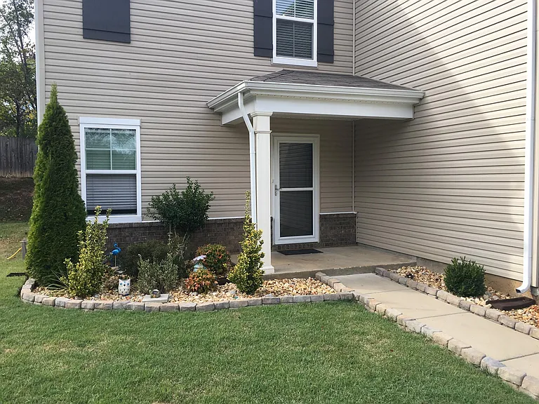 1252 Oxford Village Cv — Photo 15