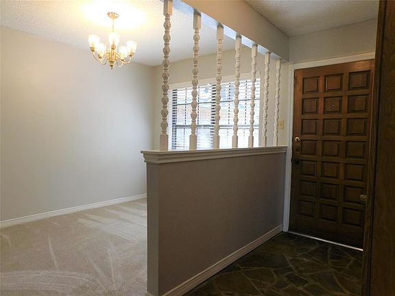 5th image of 5021 Woodland Park Blvd