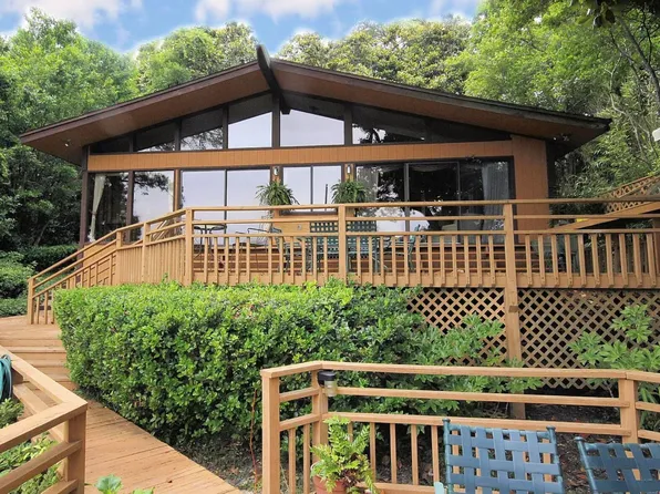 5 Poquito Rd, Shalimar, FL 32579