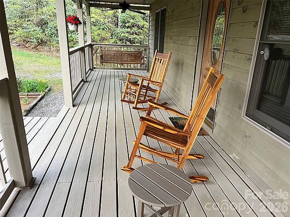 4th image of 106 Cabin Creek Rd