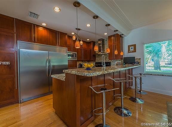 5th image of 1340 San Remo Ave