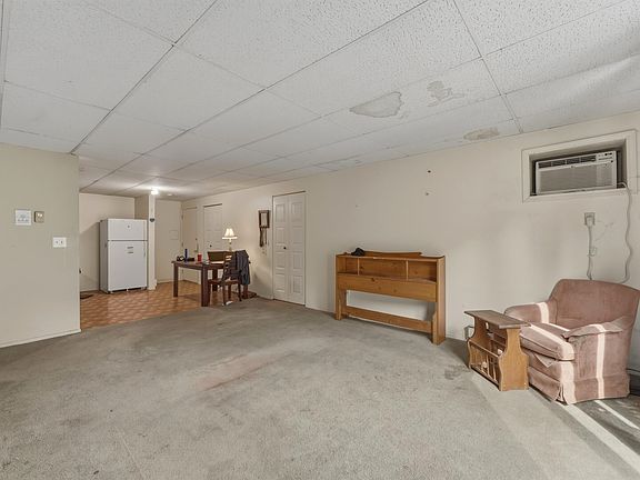 4th image of 101G Capitol Hill Drive