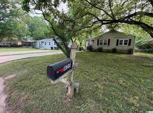 825 Meadowbrook Dr, Birmingham, AL 35215