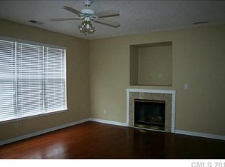 6913 Lowen Rd, Charlotte, NC 28269