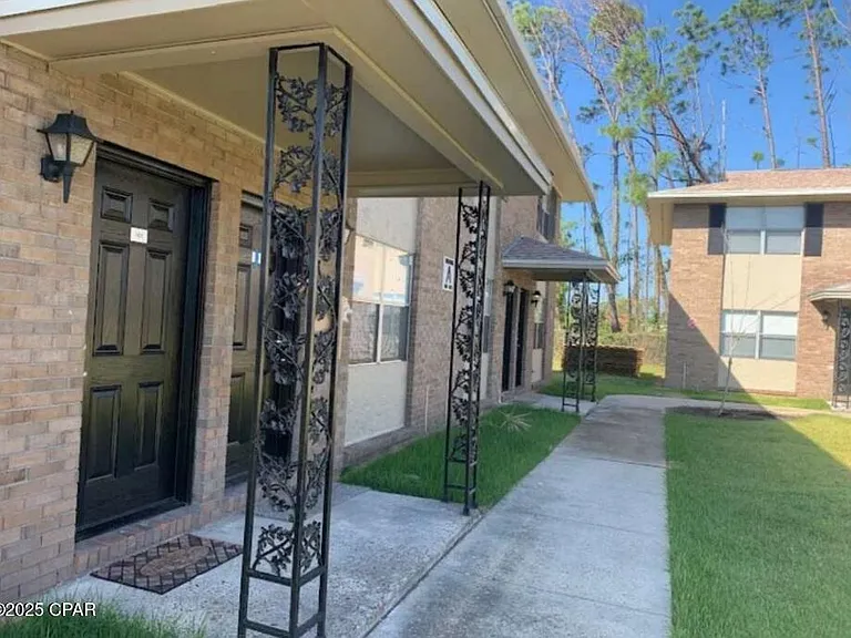 1600 Florida Ave — Photo 1