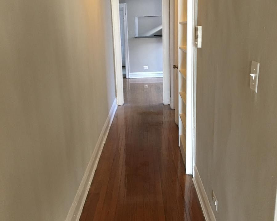 1st image of 6903 S Paxton Ave #3