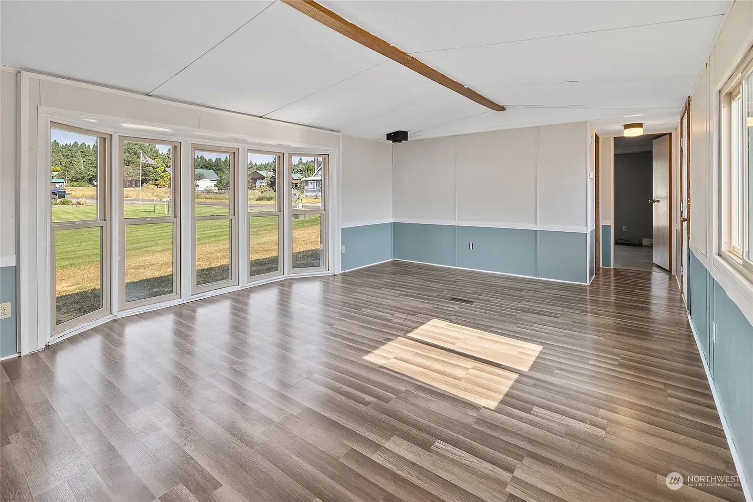 40 Cascade View Dr — Photo 3