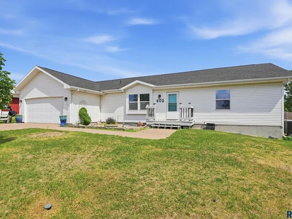 402 W Elder St, Montrose, SD 57048
