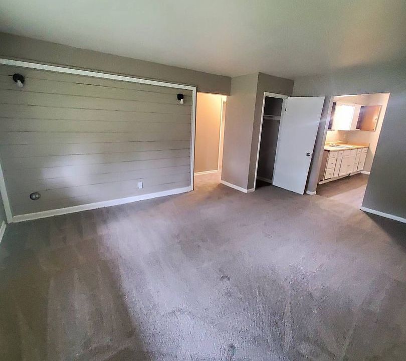 1st image of 8230 W Villard Ave #1