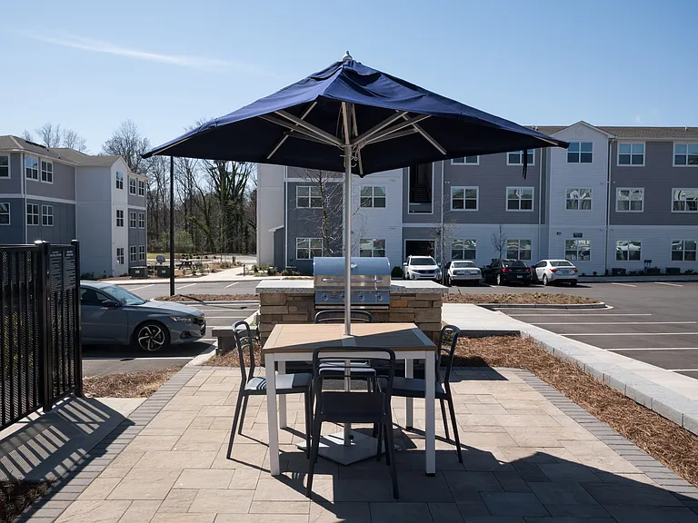 Wallace Park, An Alexan Community — Photo 14