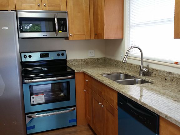 3rd image of 3812 Nottingham Dr