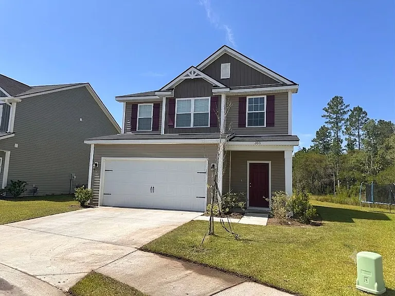 200 Alcove Ct — Photo 2