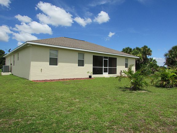 2nd image of 23 Brig Cir E