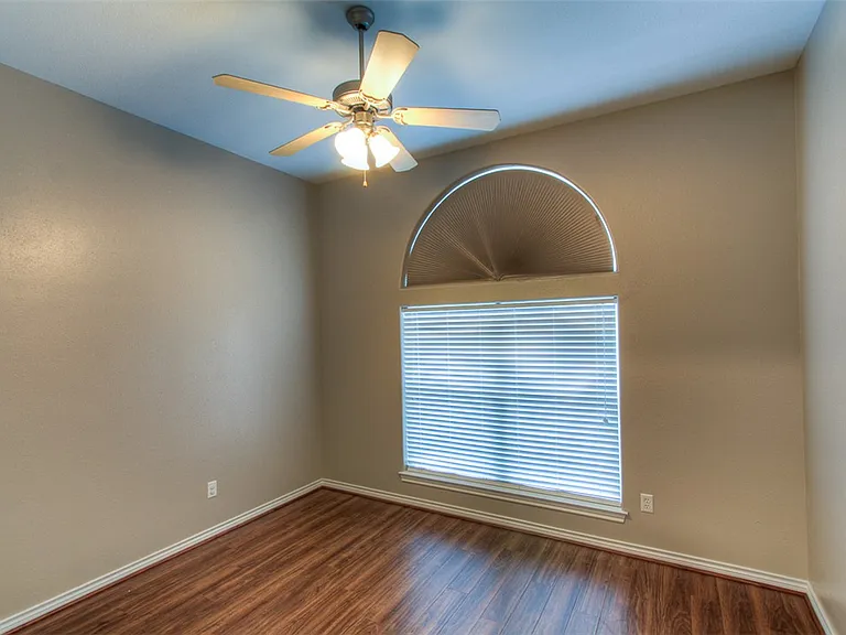 3302 Fredrick Ct — Photo 14