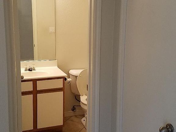 2nd image of 1021 Sagewood Trl