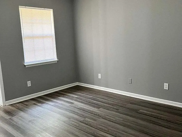 1200 Peyton Cir — Photo 11