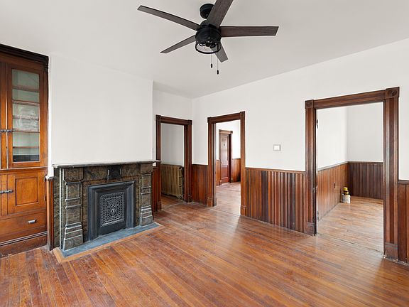 2nd image of 301 S Braddock St #1