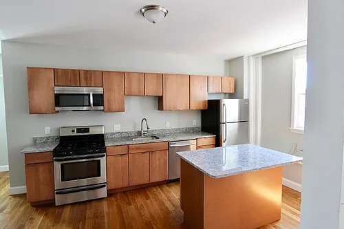 506 Revere St #1 Photo 1