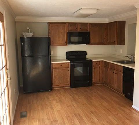 5th image of 1247 Seminole Dr #15