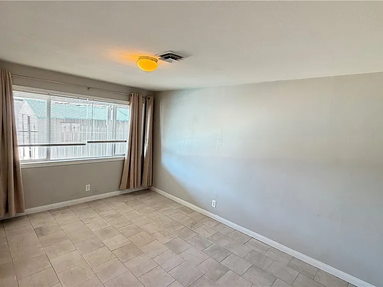 4953 National Ave — Photo 10