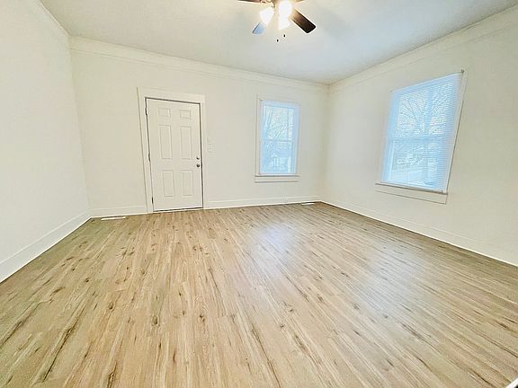 3rd image of 326 Hudson St #1
