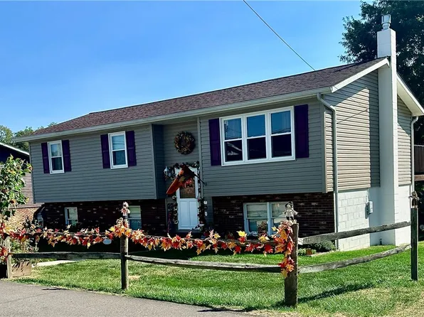 102 Oakwood Ave, Follansbee, WV 26037