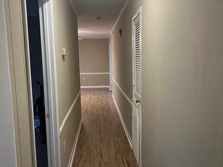 1710 Slaughter Rd — Photo 7