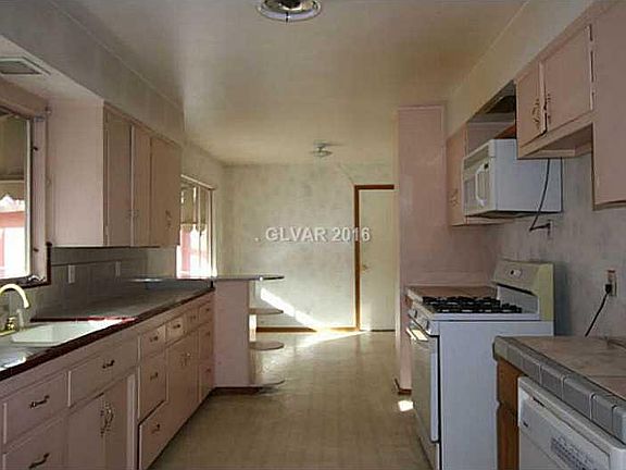 2nd image of 1129 Pahor Dr