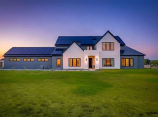 305 Kolb Dr, Aledo, TX 76008