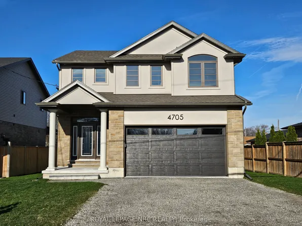 4705 Lee Ave, Niagara Falls, ON L2H 1M7