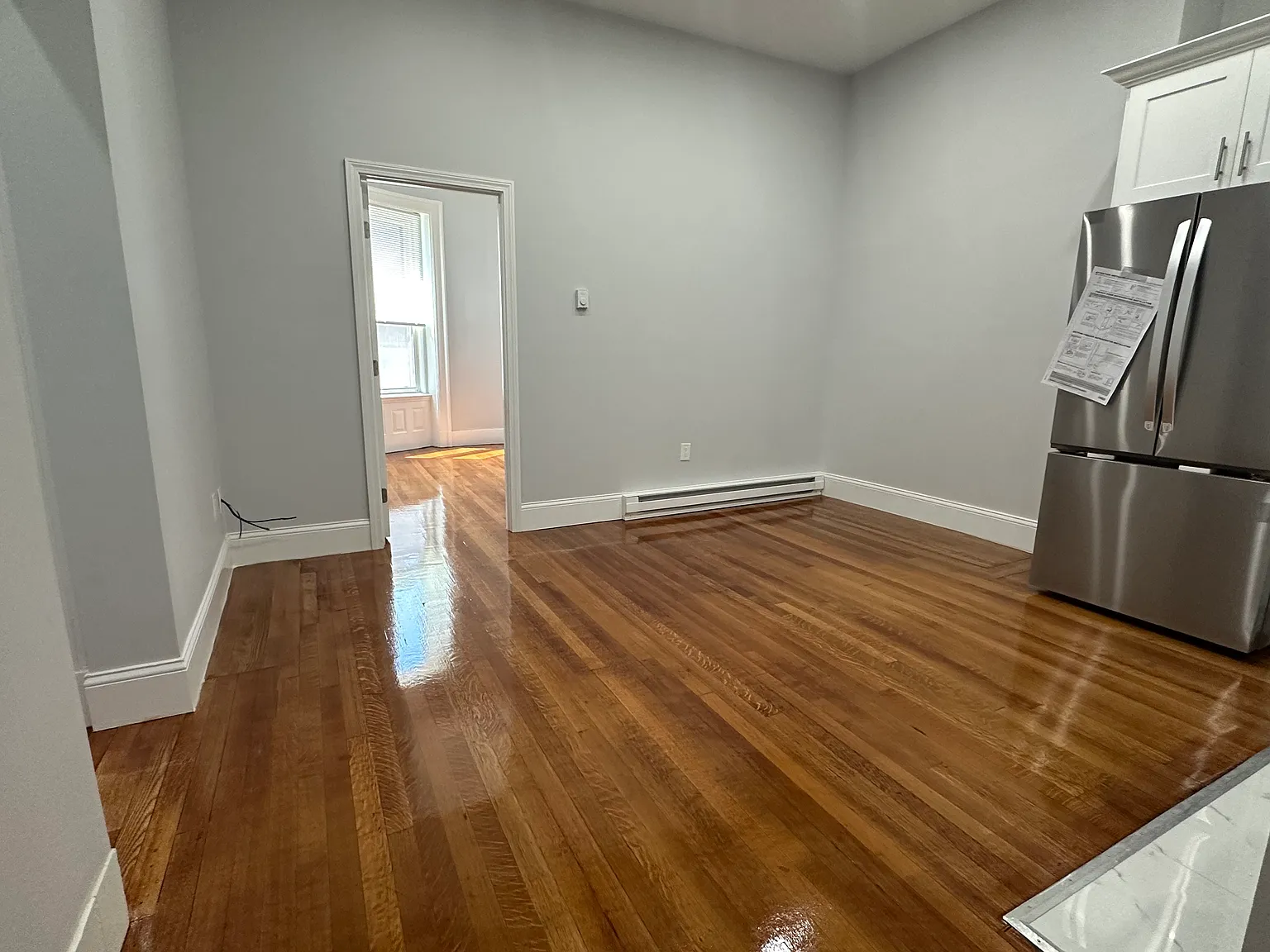 2 bed, 648 sqft, $3,900 — Photo 4