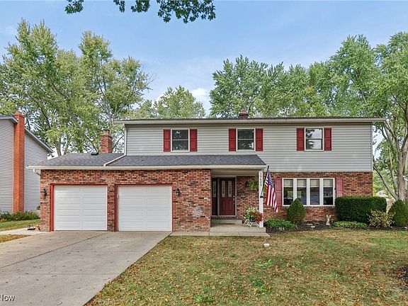 4th image of 29600 Westminster Dr