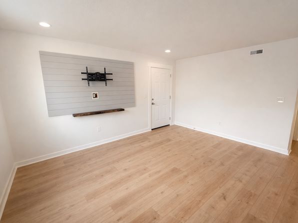 (undisclosed Address)