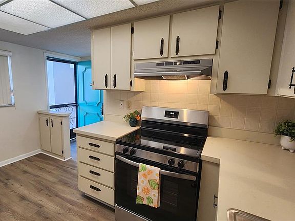 4th image of 1485 Halsey Dr APT 105