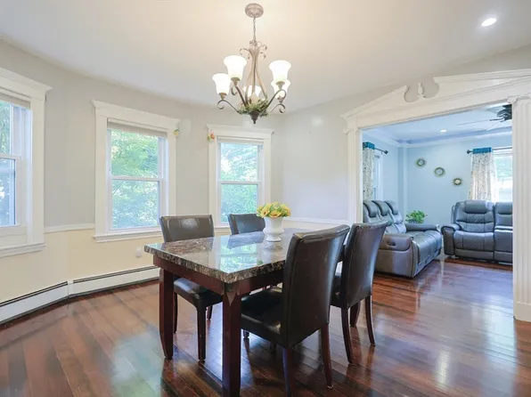 42 Stetson St, Braintree, MA 02184