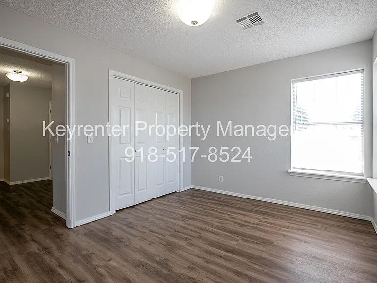 9504 E 99th Pl — Photo 32