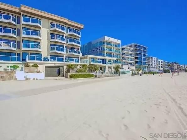 3888 Riviera Dr Unit 206, San Diego, CA 92109