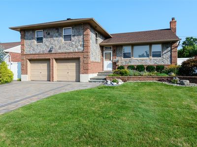 1153 Sheldon Drive, Westbury, NY, 11590