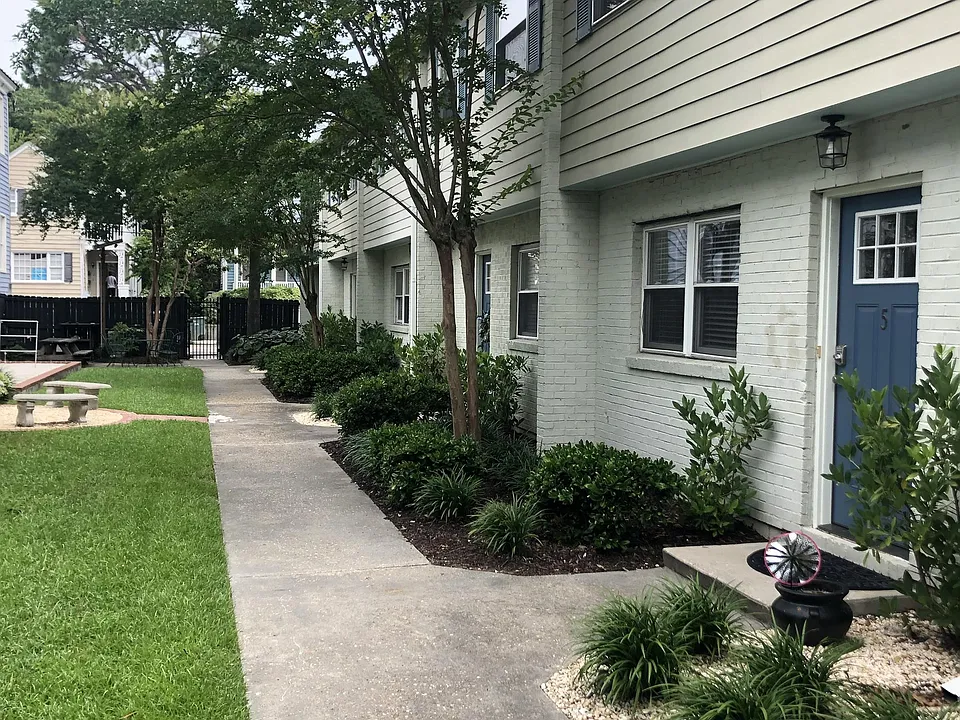 17 Amherst Streetunit 2 #1