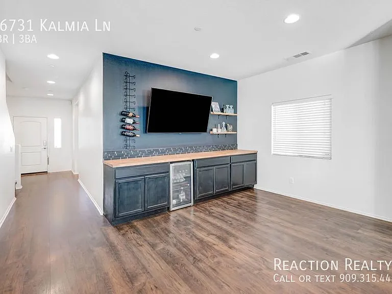 16731 Kalmia Ln — Photo 8